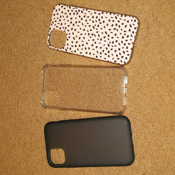 Set of 3 Iphone 11 Cases Each measures 6"x3" - Picture 1 of 7